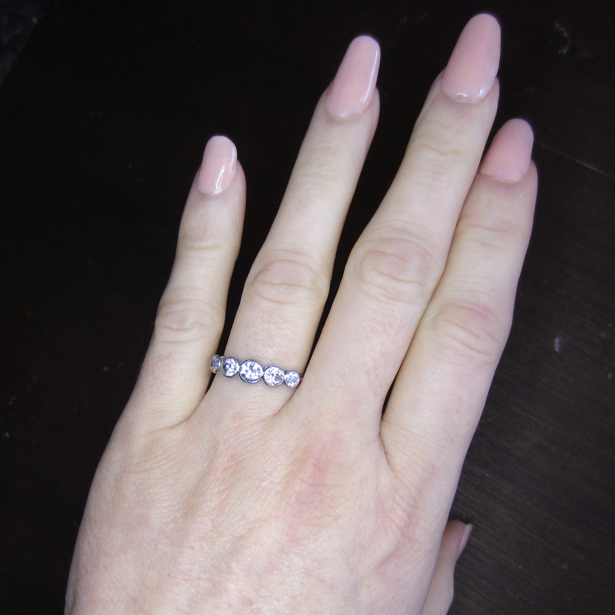 Edwardian Five Diamond 1.00ctw Band Platinum c. 1910