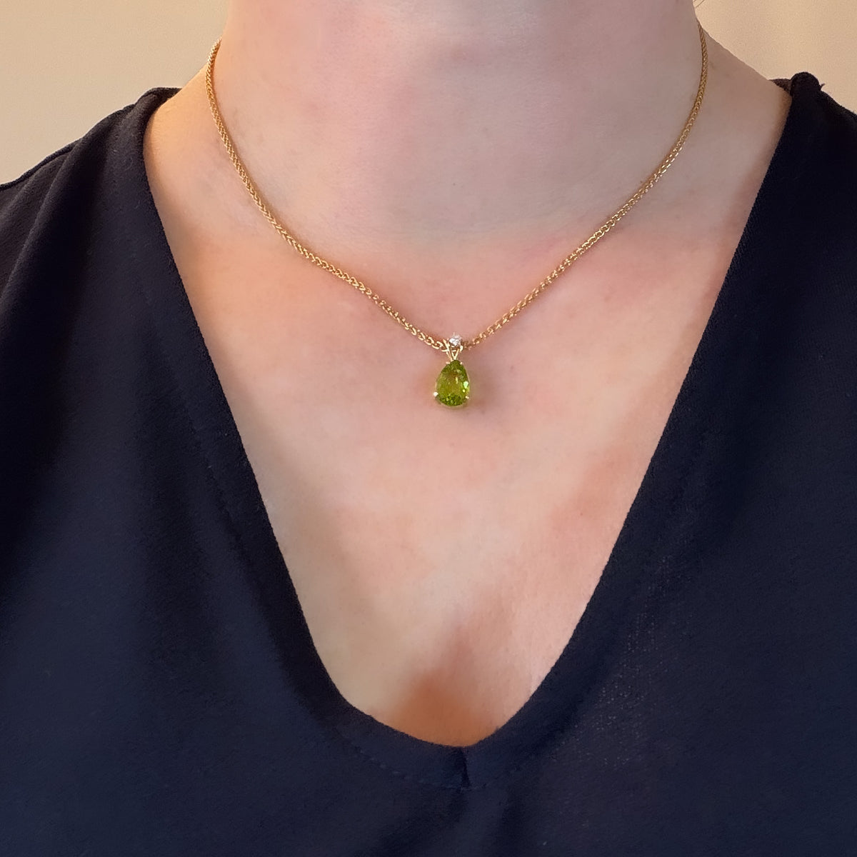 Gorgeous Pear Cut Peridot and Diamond Necklace 18k