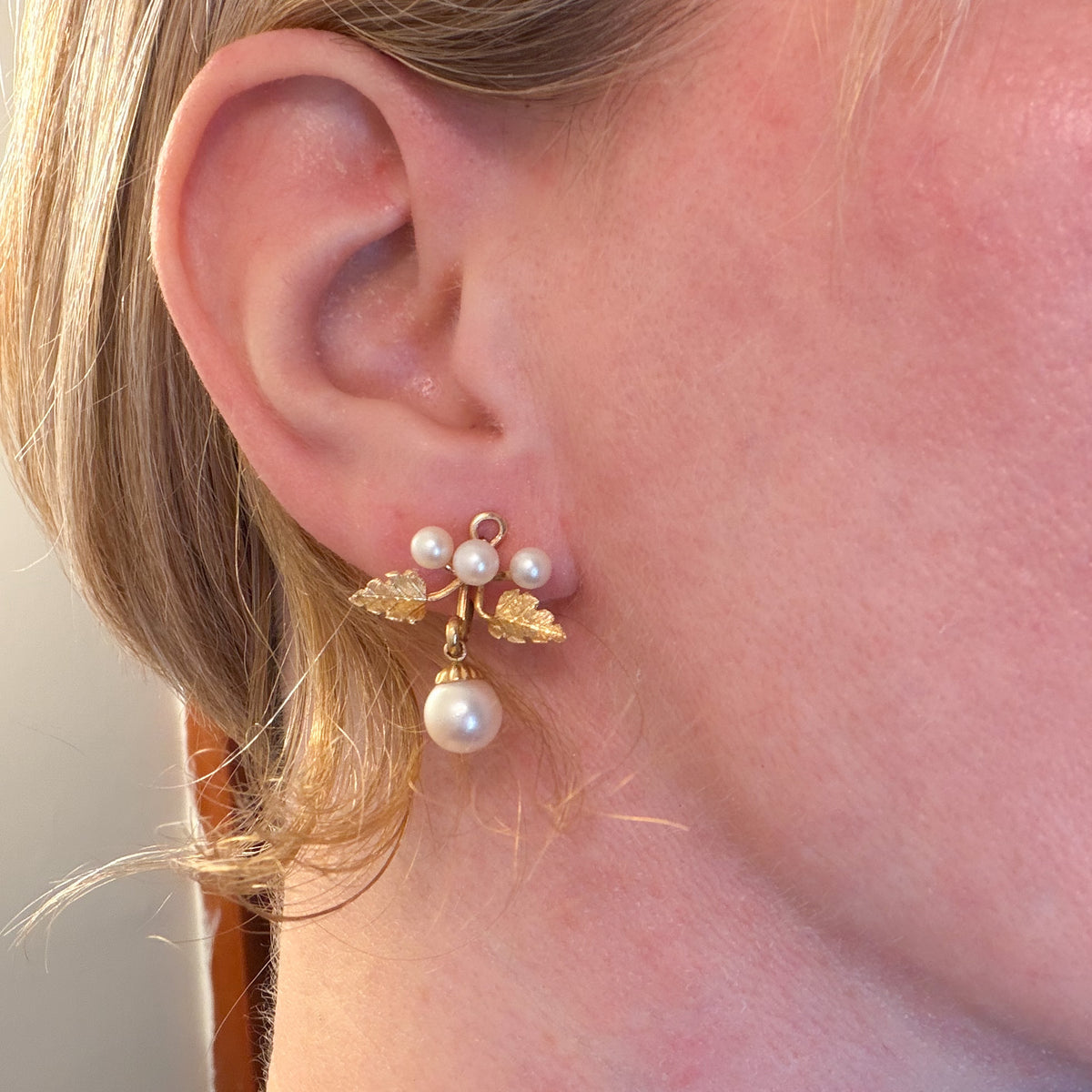 Mid-Century Pearl Drop Earrings 14k c. 1960
