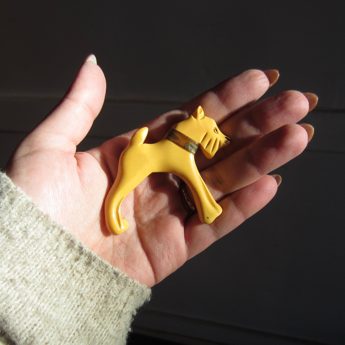 Vintage Bakelite Terrier Brooch