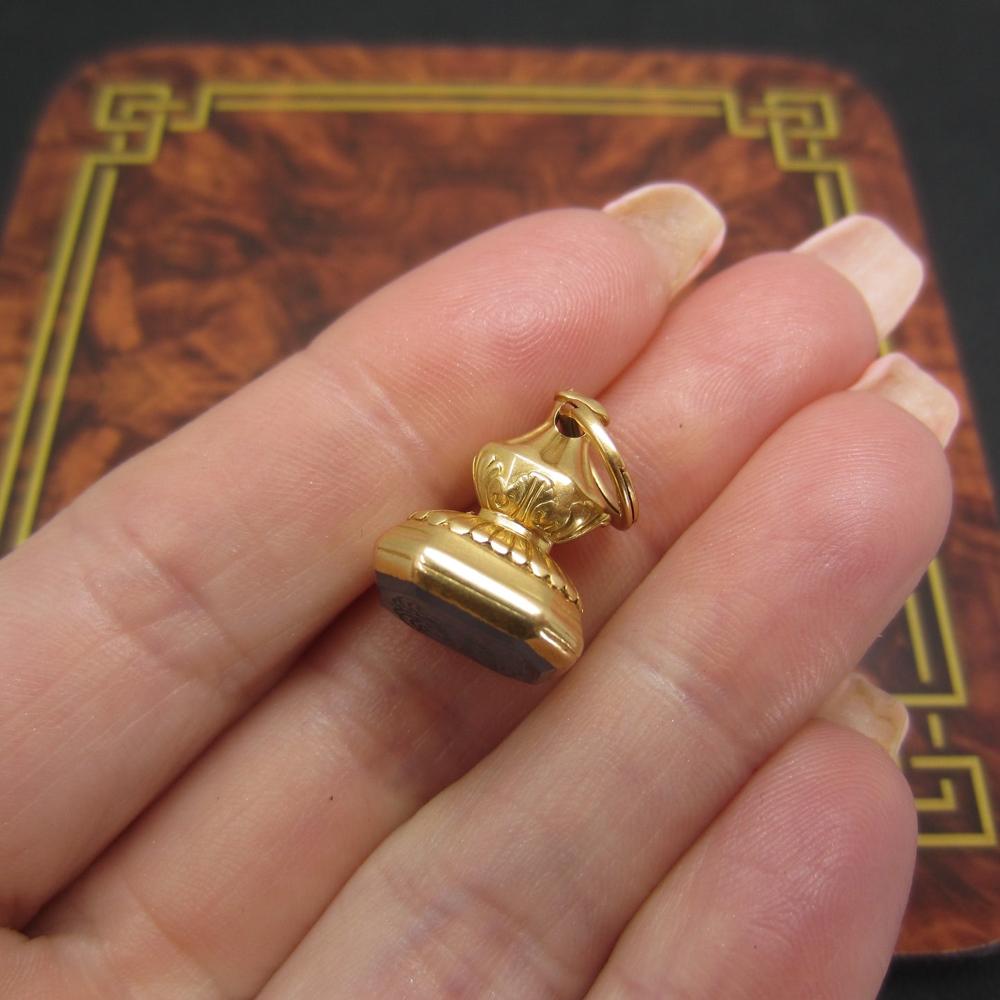 Victorian Seal Fob 22k c. 1850