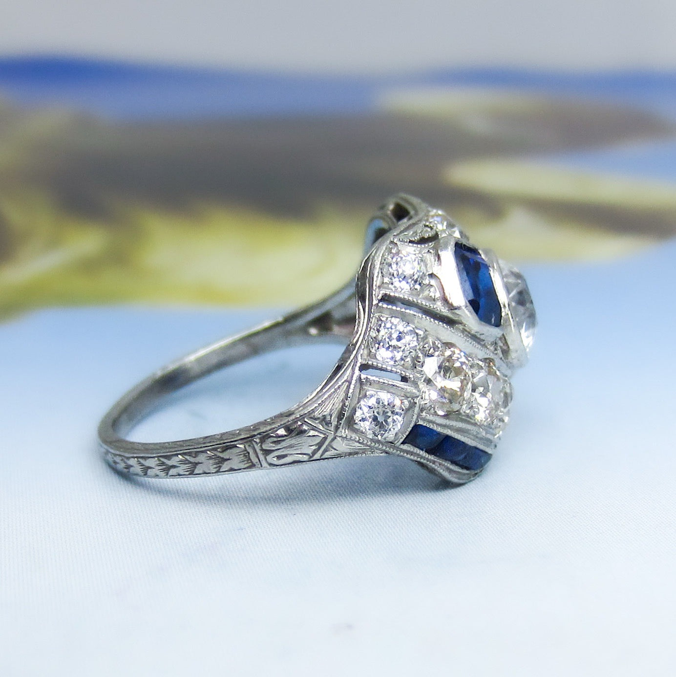 Fabulous Art Deco Diamond and Sapphire Ring Platinum c. 1920