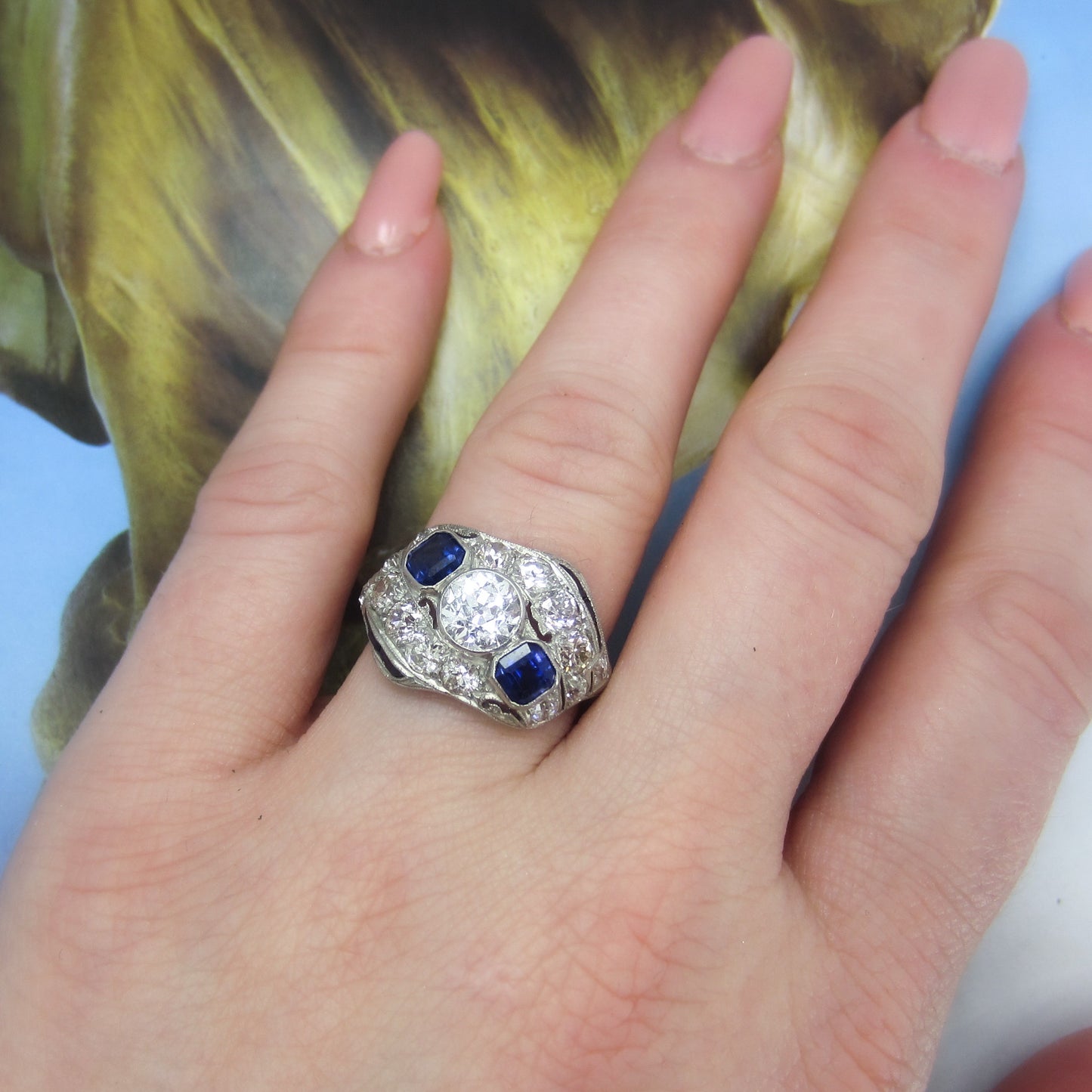 Fabulous Art Deco Diamond and Sapphire Ring Platinum c. 1920