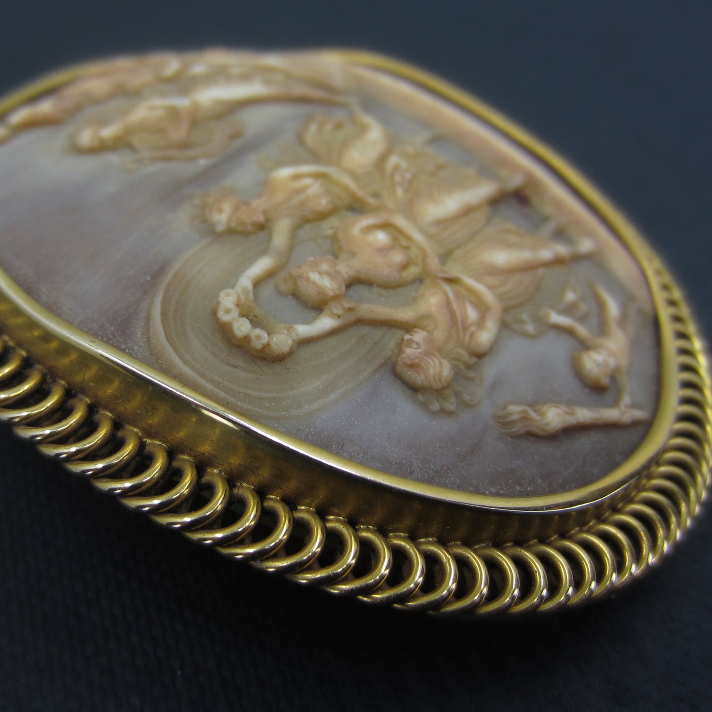 SOLD--Huge Vintage Shell Cameo 14k c. 1940