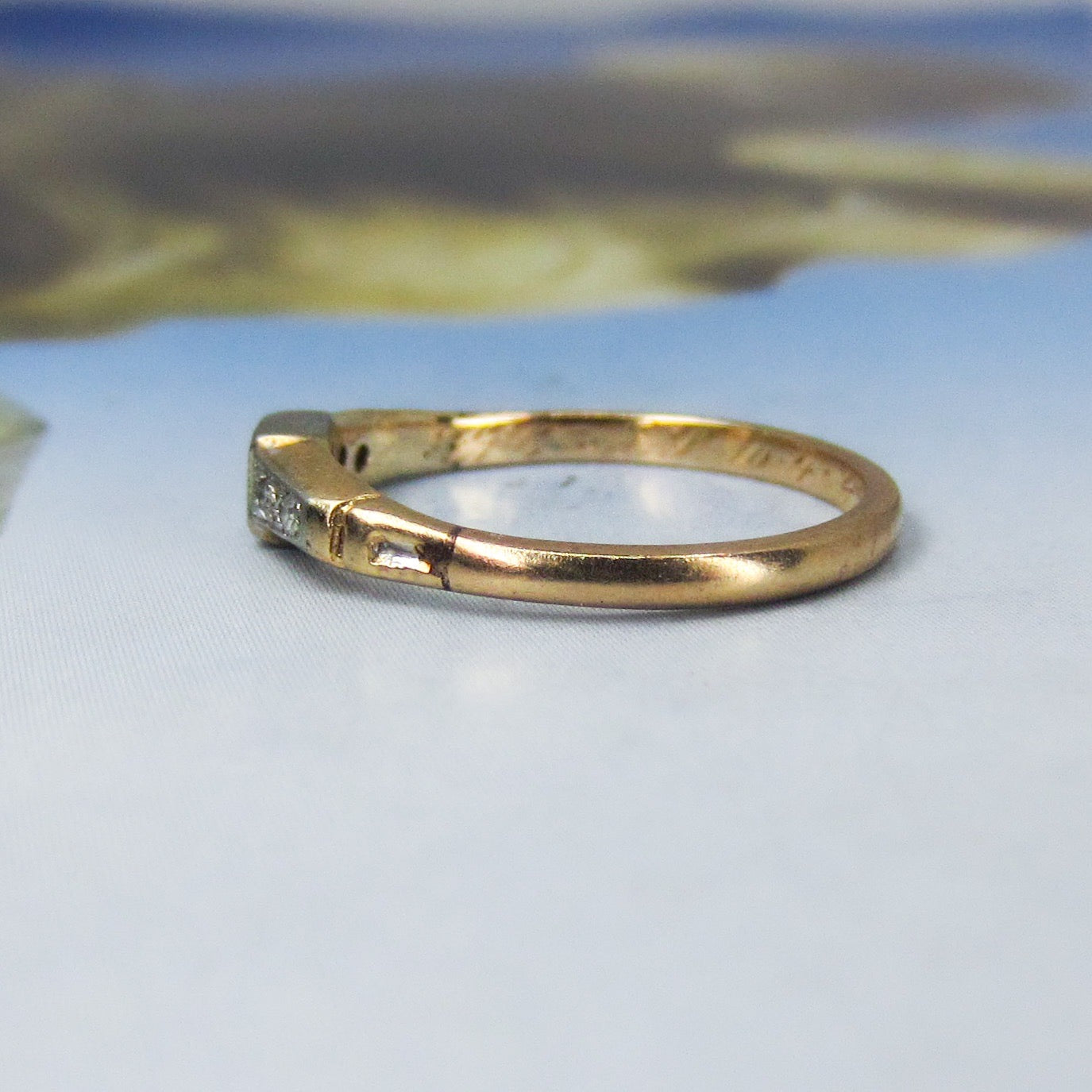 SOLD-Late Art Deco Diamond Band 14k c. 1943