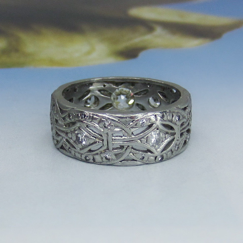 Art Déco Diamond Openwork Band Platinum, size 6 c. 1930