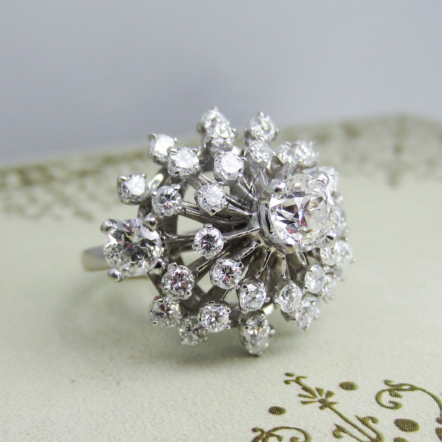 Mid-Century Diamond Cluster Ring 14k c. 1950