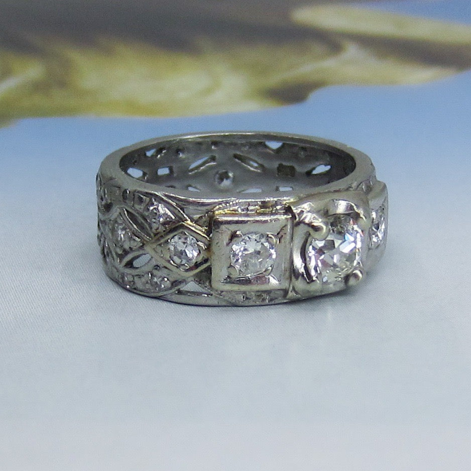 Art Déco Diamond Openwork Band Platinum, size 6 c. 1930