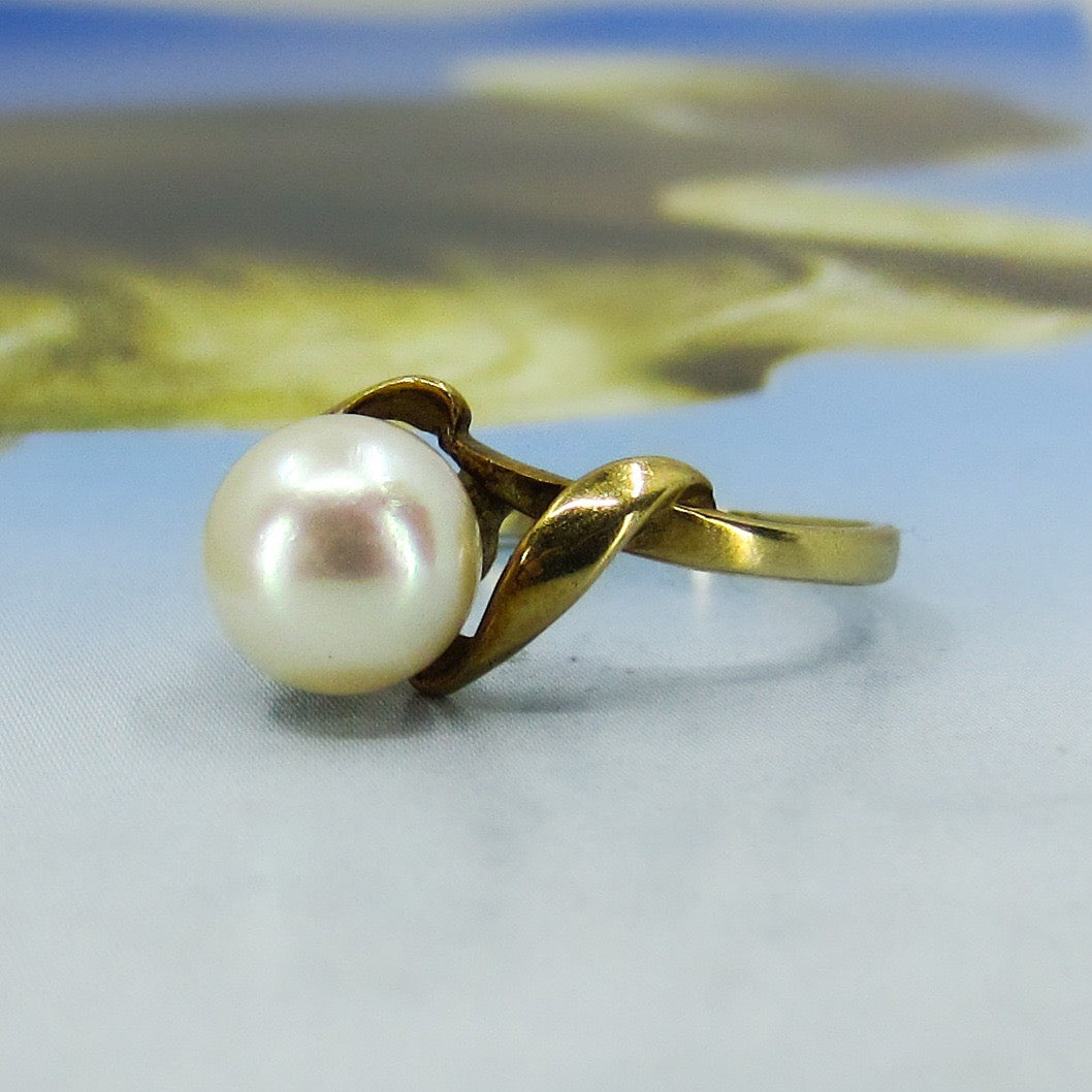 Mid-Century Mikimoto Pearl Ring 14k c. 1960