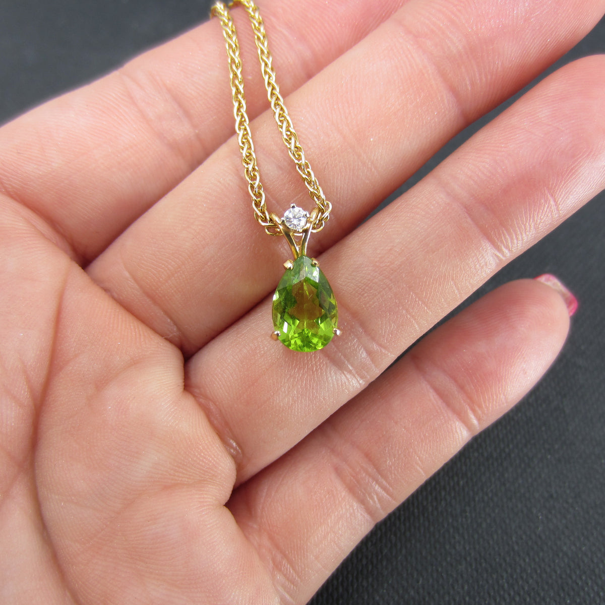 Gorgeous Pear Cut Peridot and Diamond Necklace 18k