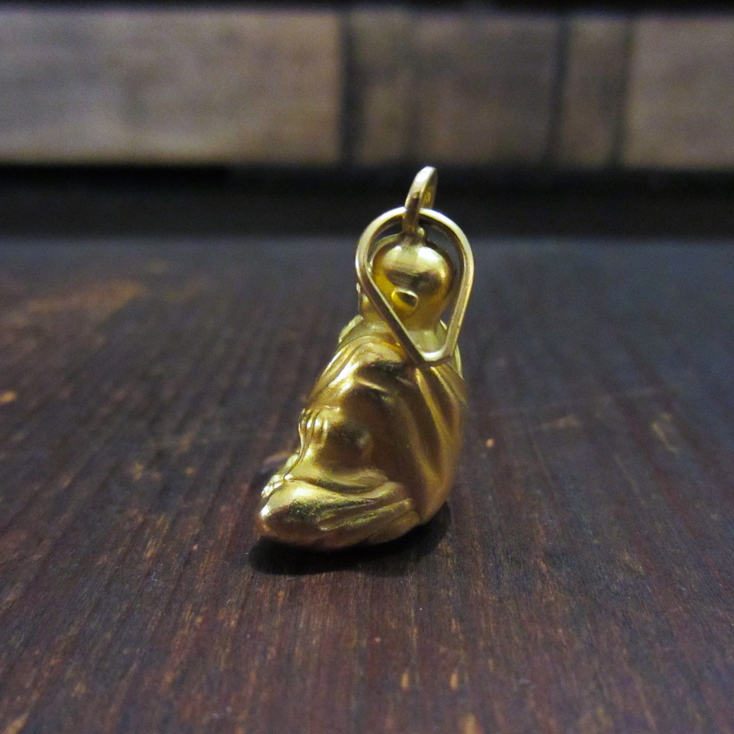 Vintage Buddha Charm 18k
