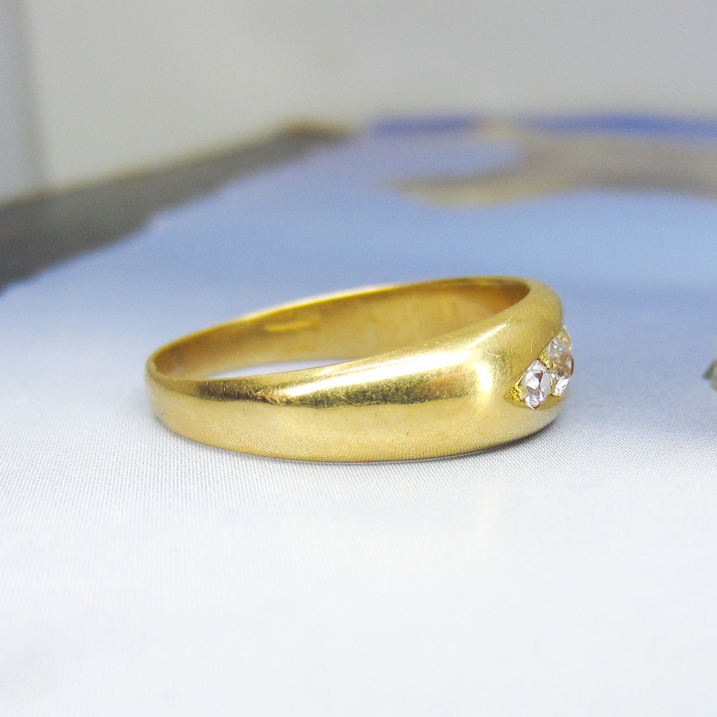 Victorian Five Diamond Band 18k, British c. 1900