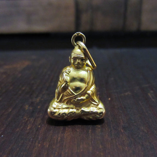Vintage Buddha Charm 18k