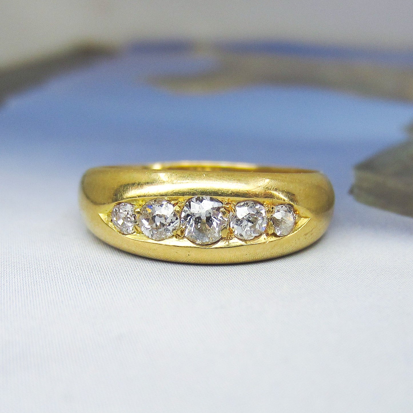 Victorian Five Diamond Band 18k, British c. 1900