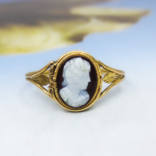 Victorian Hardstone Cameo Locket Ring 18k c. 1850