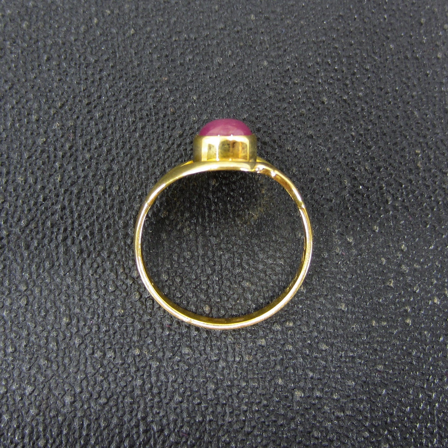 Vintage Star Ruby Ring 18k c. 1990