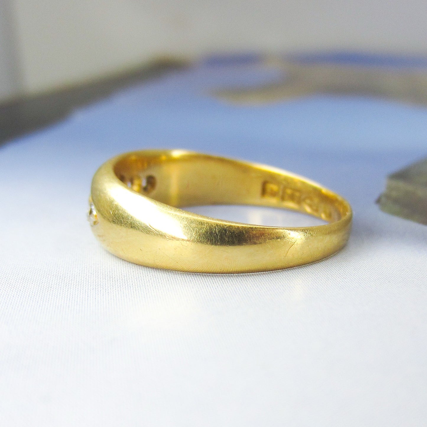 Victorian Five Diamond Band 18k, British c. 1900