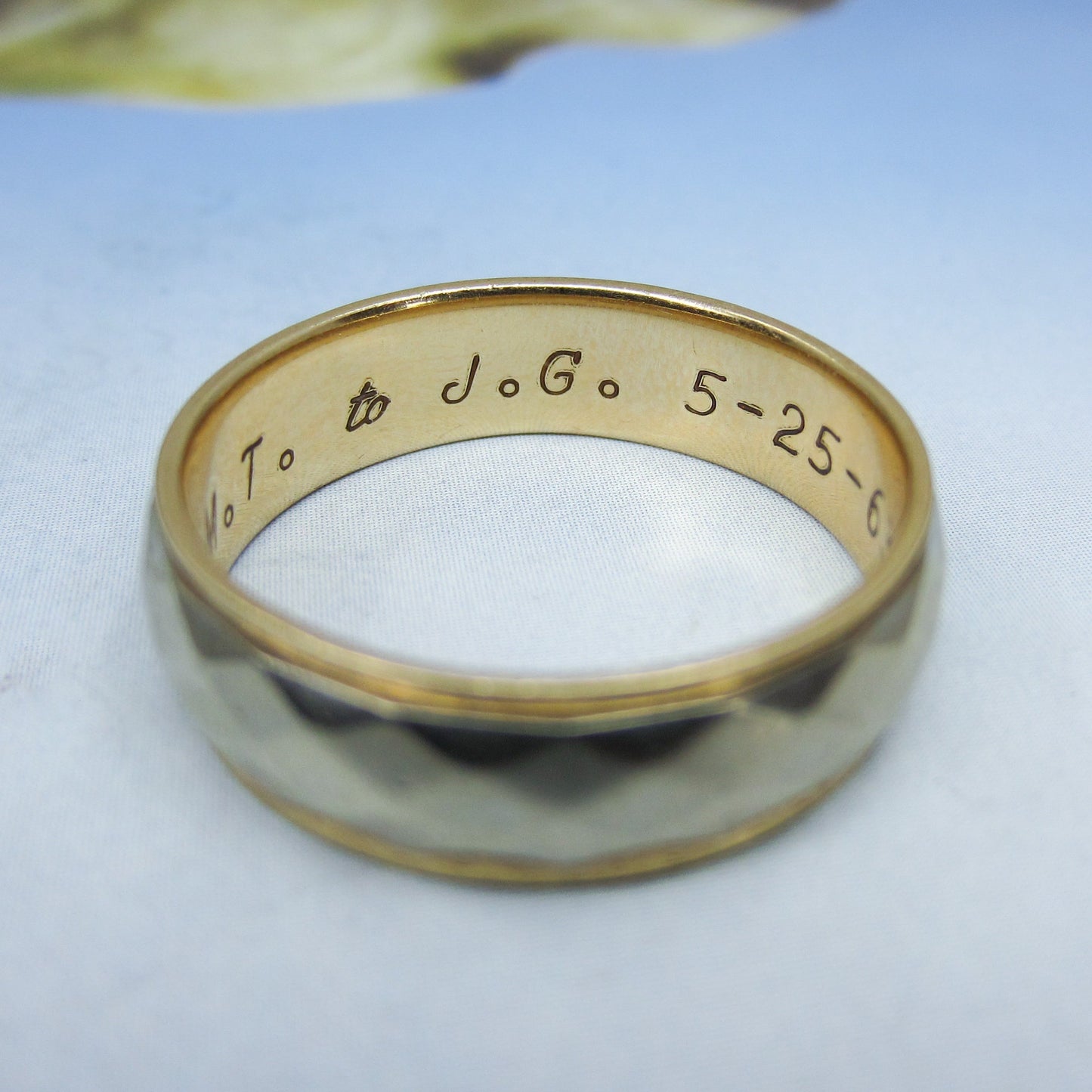 Vintage Men’s Faceted Two Tone Band 14k, size 10.5 ArtCarved c. 1963