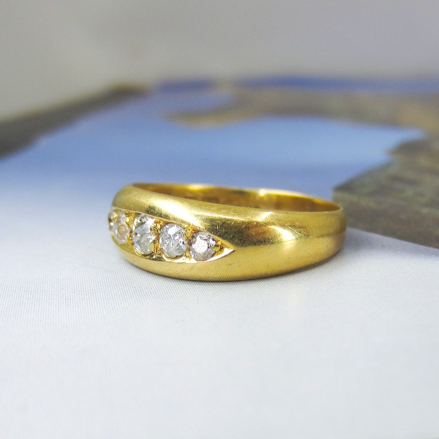 Victorian Five Diamond Band 18k, British c. 1900