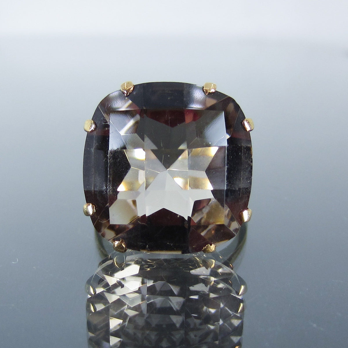 Mid-Century Smoky Quartz Ring 18k c. 1960