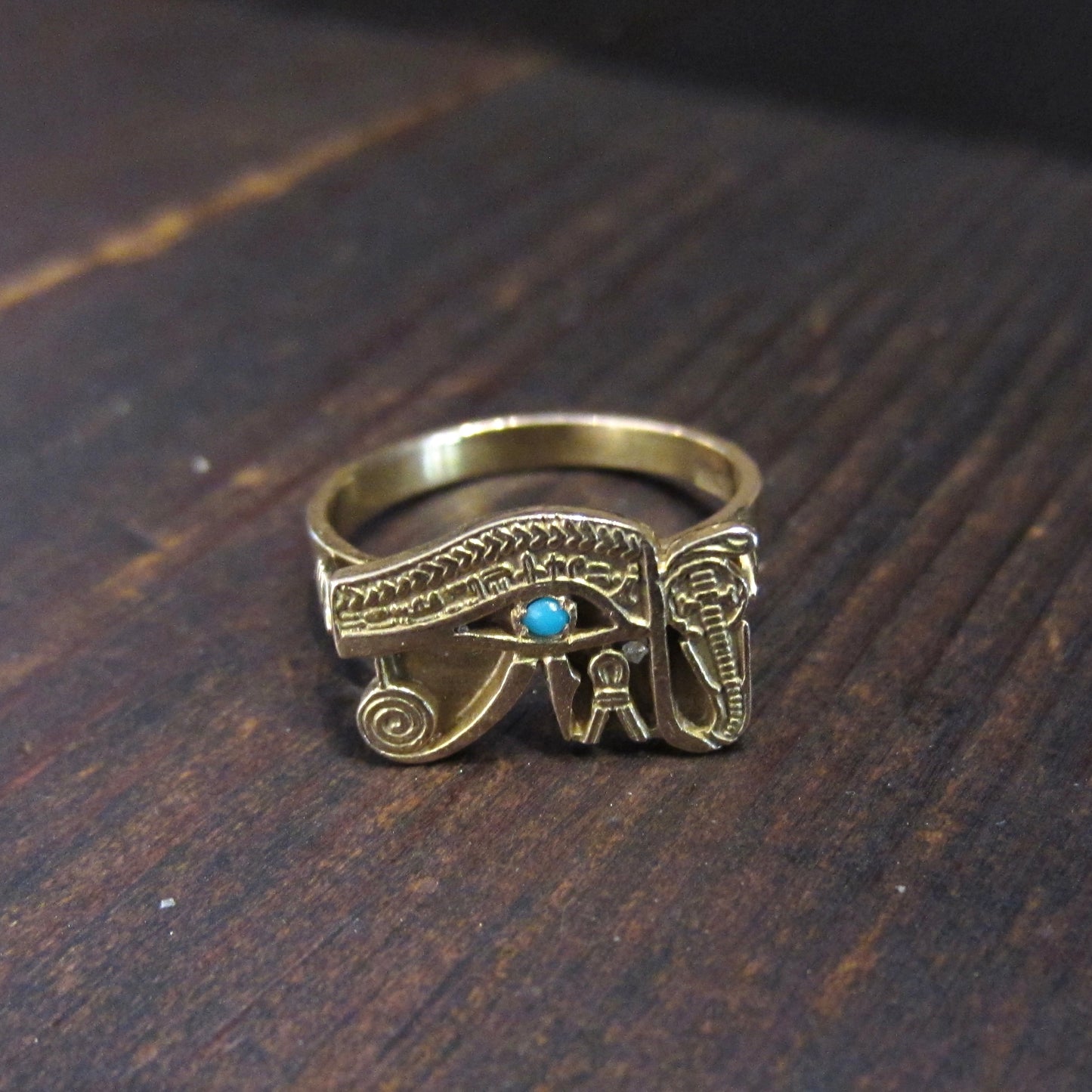 Vintage Eye of Horus Turquoise Ring 18k, Egyptian c.1970s