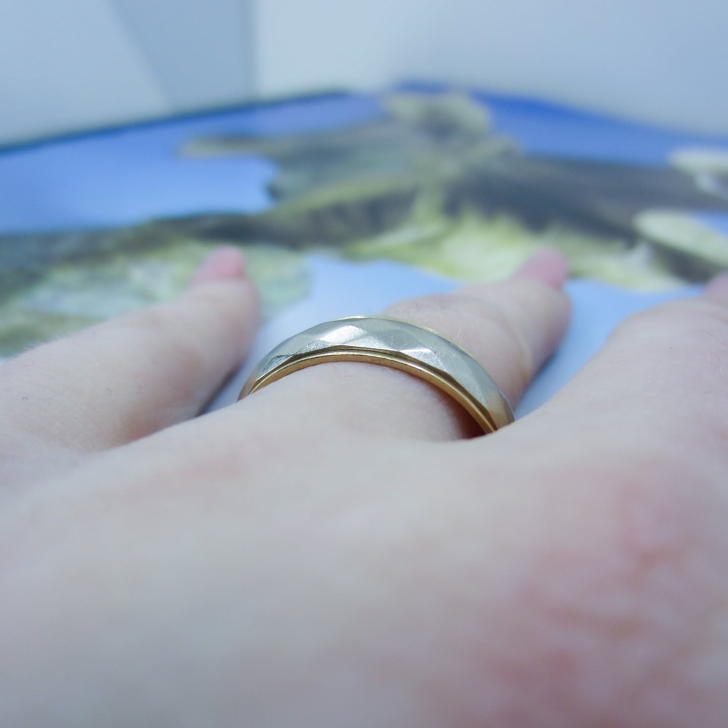 Vintage Men’s Faceted Two Tone Band 14k, size 10.5 ArtCarved c. 1963