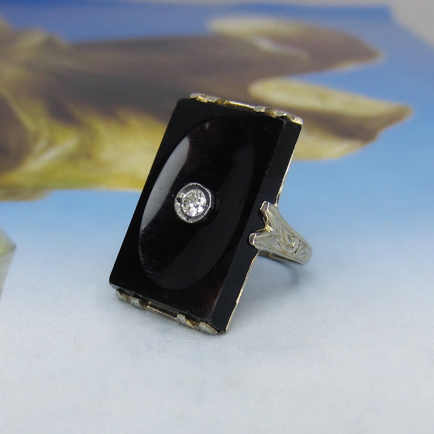 Art Deco Diamond and Onyx Ring 18k c. 1930