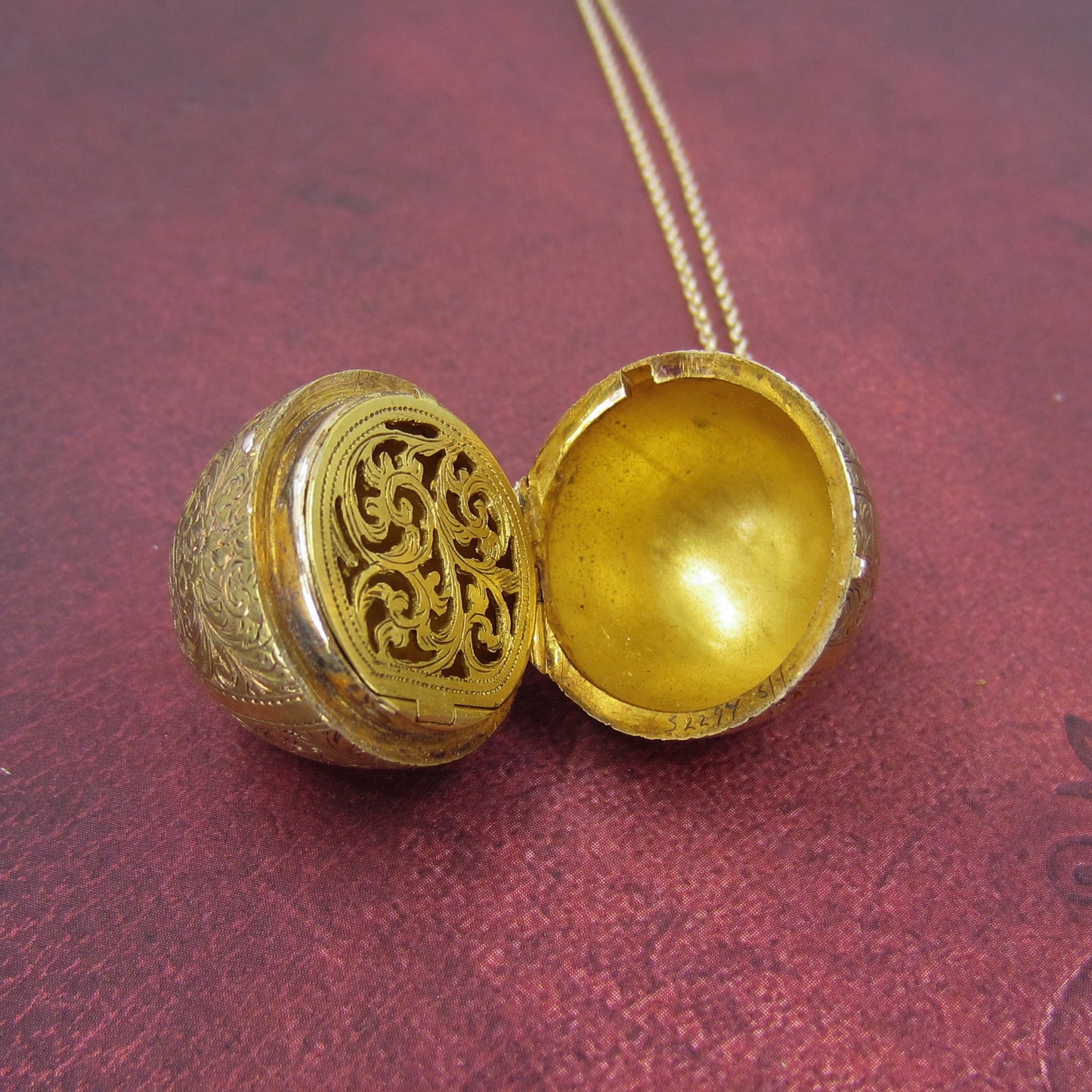 Rare Victorian Vinaigrette Egg Locket 15k c. 1860