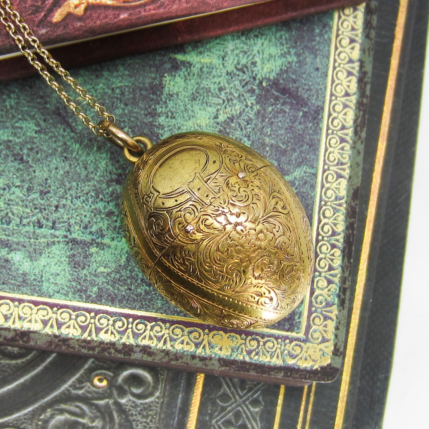 Rare Victorian Vinaigrette Egg Locket 15k c. 1860