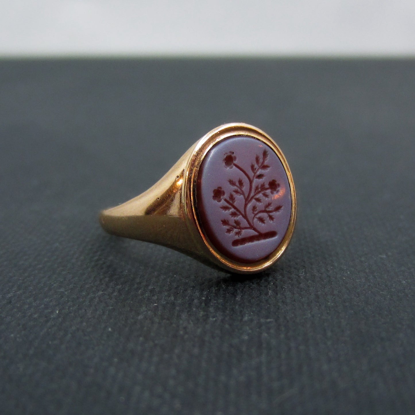 Victorian Sardonyx Intaglio Ring 18k c. 1860