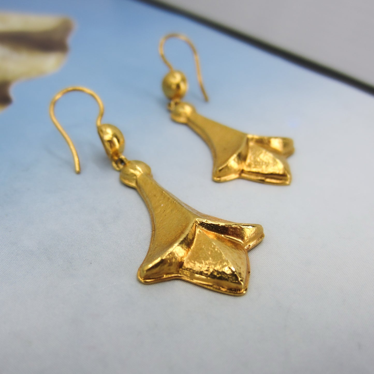 Estate Lalaounis Drop Earrings 18k, Greece c. 2000