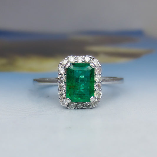 Vintage Emerald and Diamond Ring 18k c. 1990