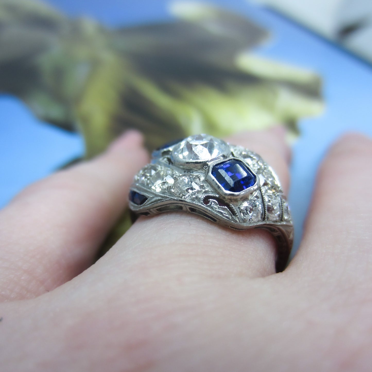 Fabulous Art Deco Diamond and Sapphire Ring Platinum c. 1920