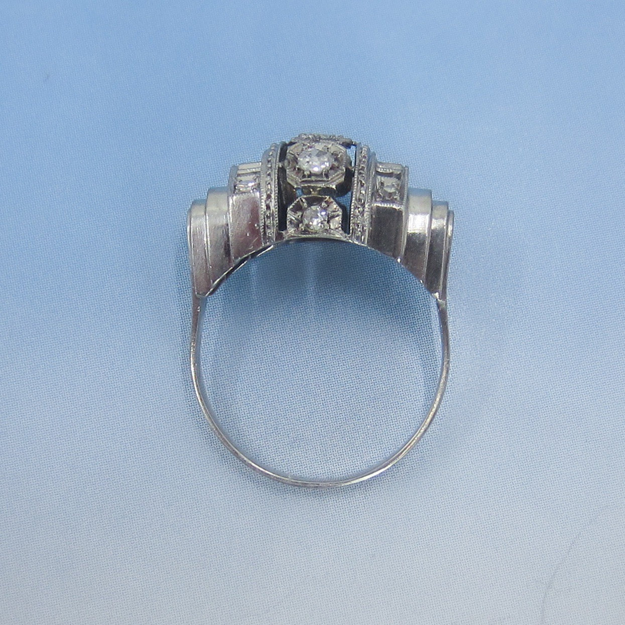 HOLD-Retro Diamond Tank Ring Platinum c. 1940