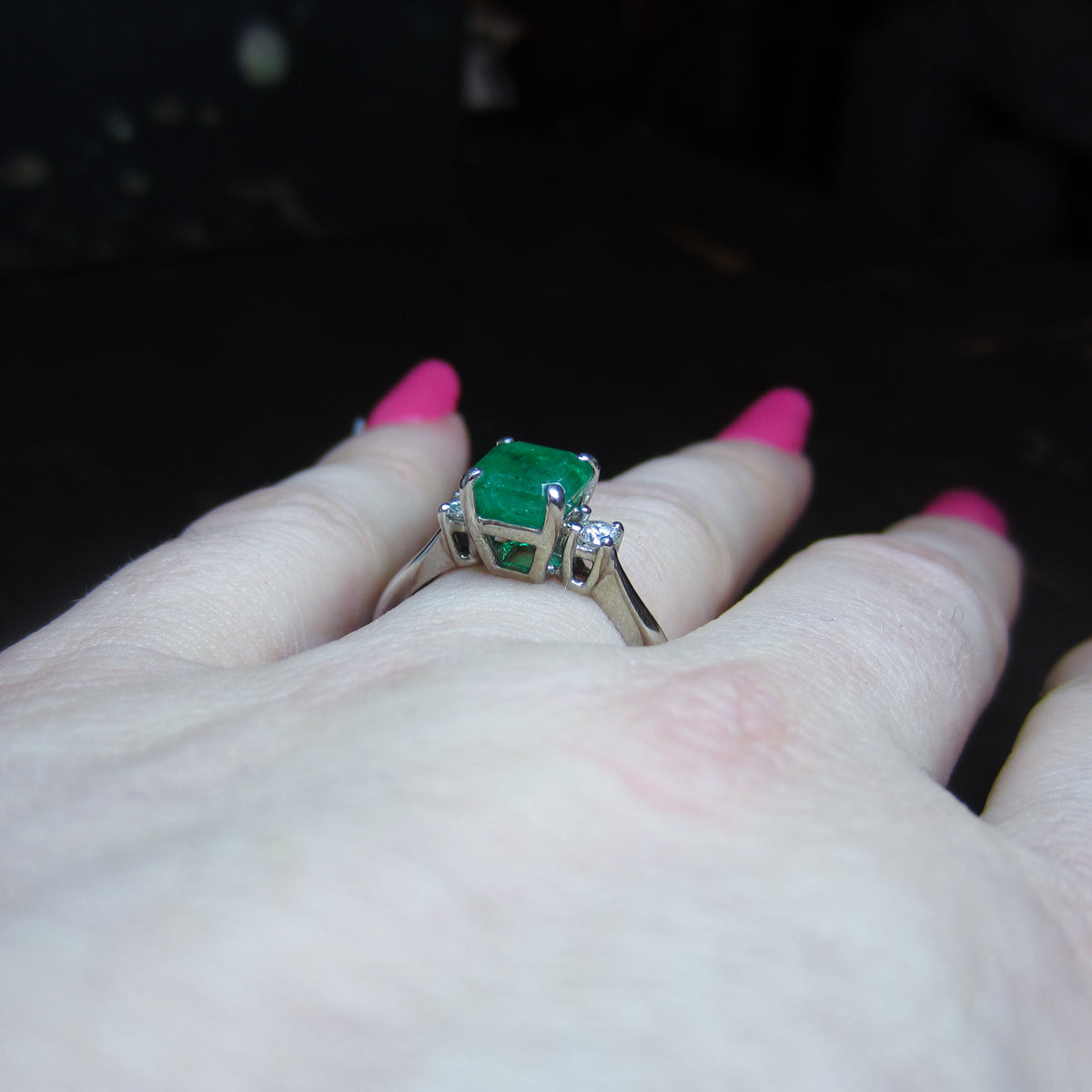 Vintage Emerald and Diamond Ring 18k