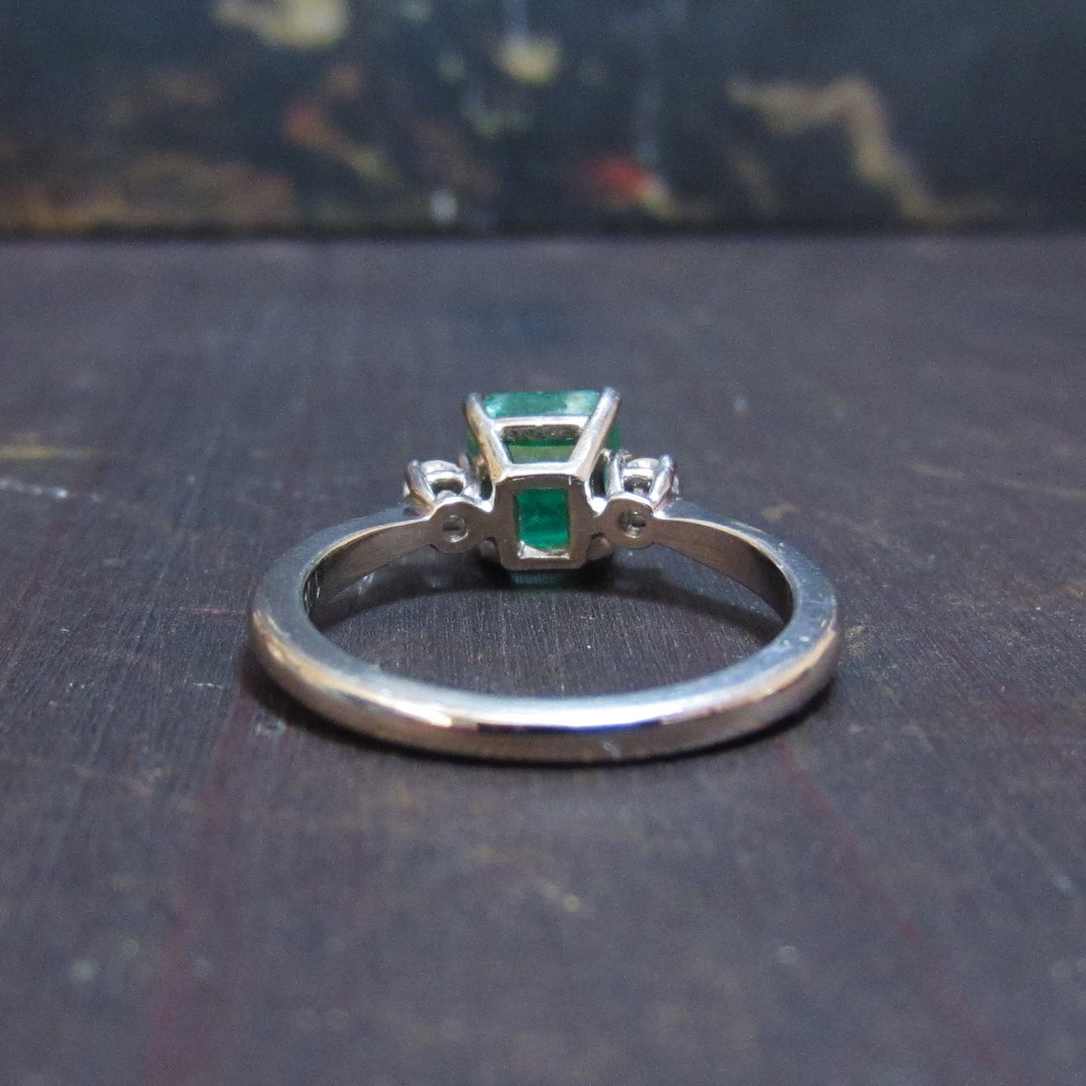 Vintage Emerald and Diamond Ring 18k