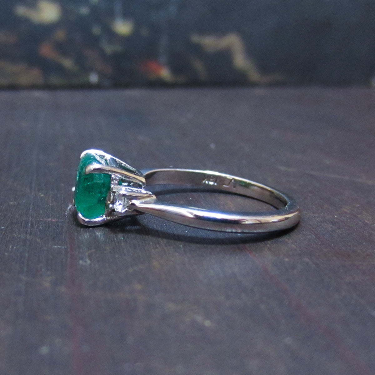 Vintage Emerald and Diamond Ring 18k
