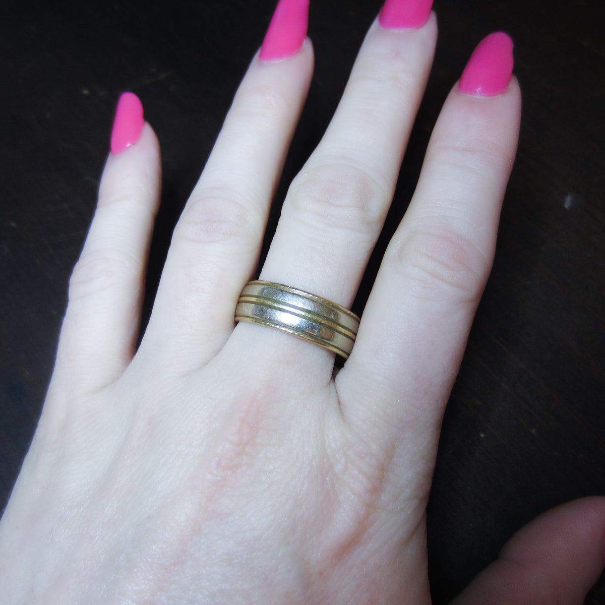 Mid-Century Men’s Two Tone Wedding Band 14k size 10 c. 1970
