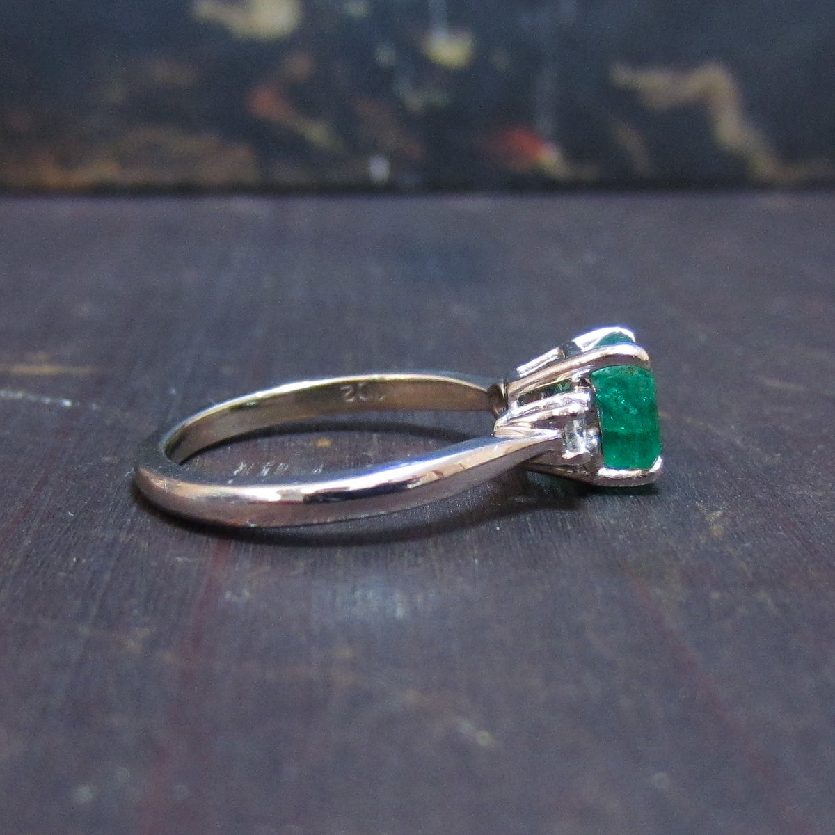 Vintage Emerald and Diamond Ring 18k