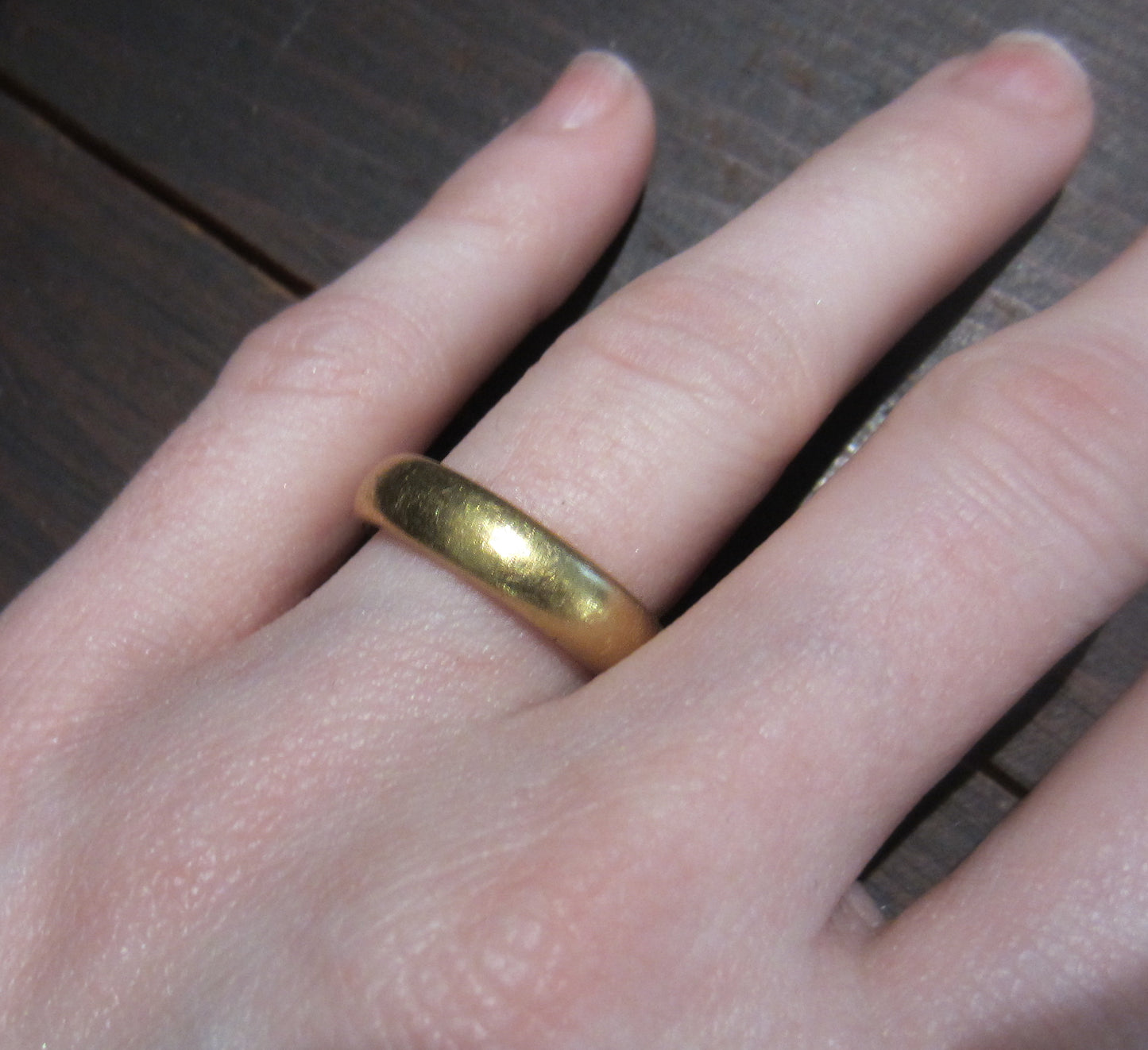 SOLD--Vintage 5mm 22k Matte Band, Size 6