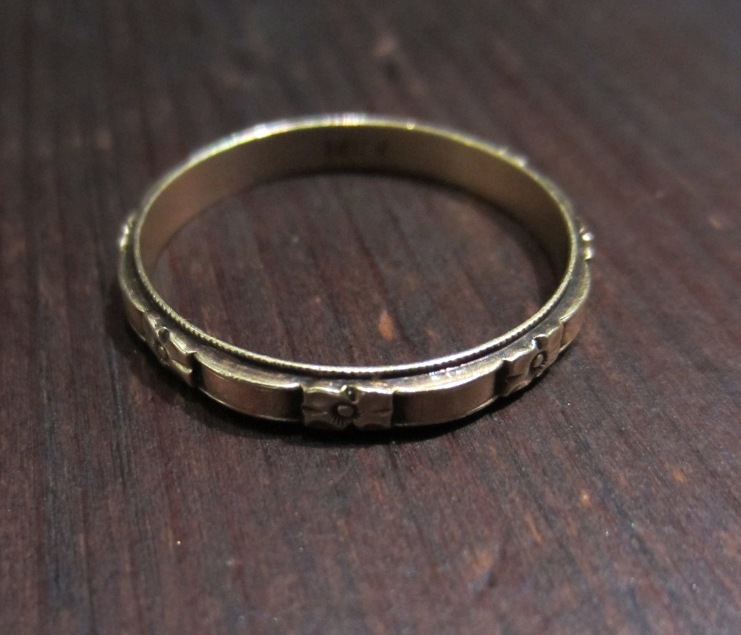 SOLD--Art Deco 3mm Patterned Wedding Band 14k, Size 9.5!  c. 1930