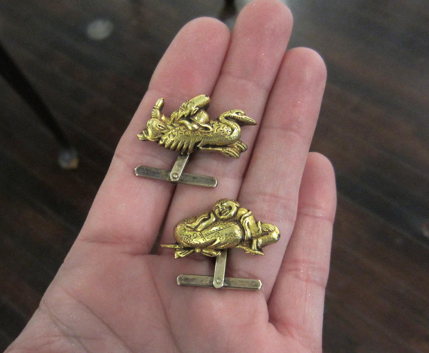 Victorian Japanese Menuki Cufflinks 9k/Silver c. 1870