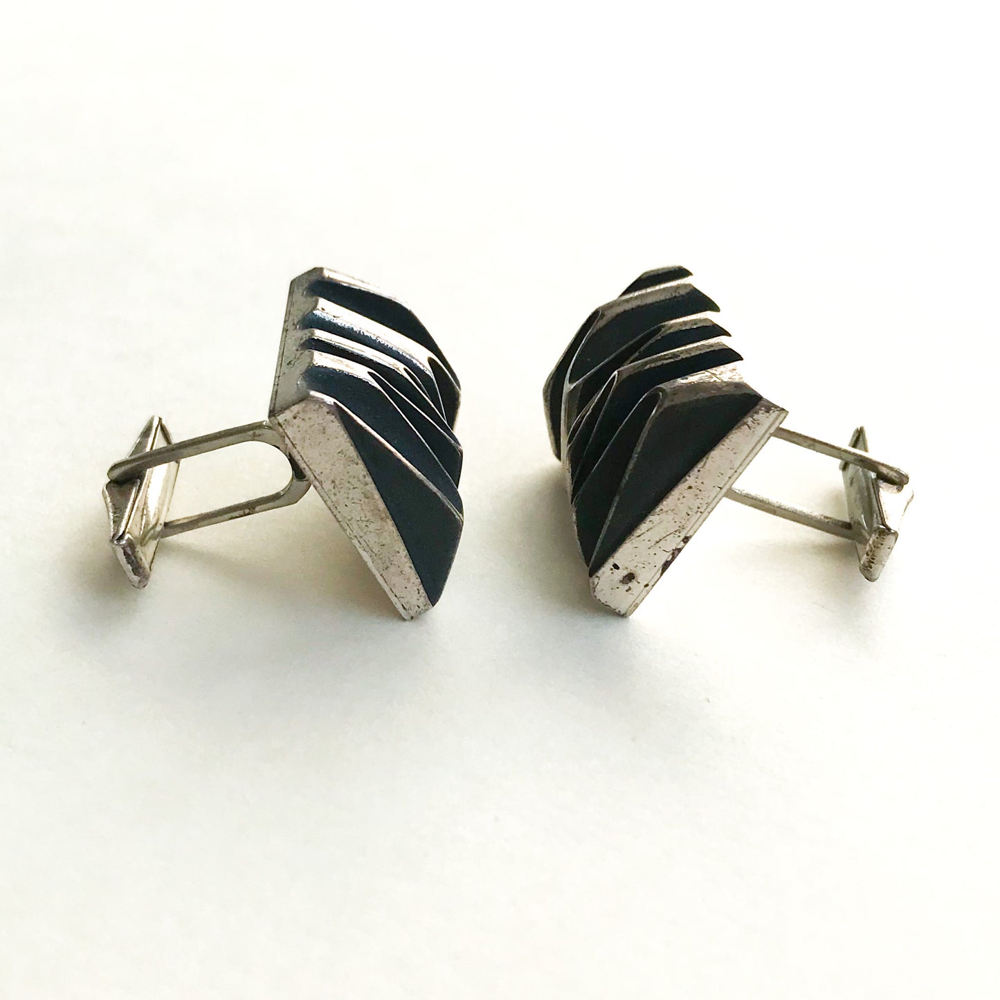 SOLD-Modernist Sculptural Cufflinks Sterling, Harold Fithian c. 1960