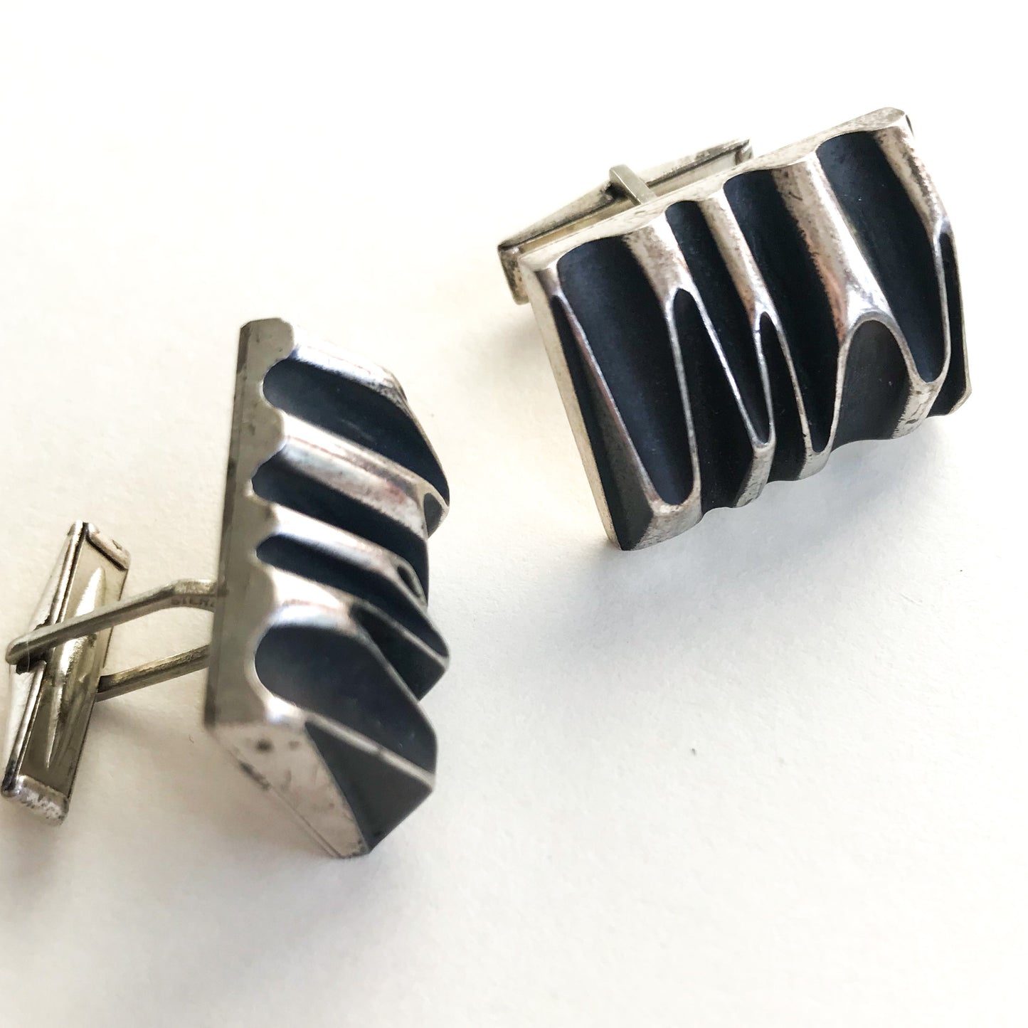 SOLD-Modernist Sculptural Cufflinks Sterling, Harold Fithian c. 1960