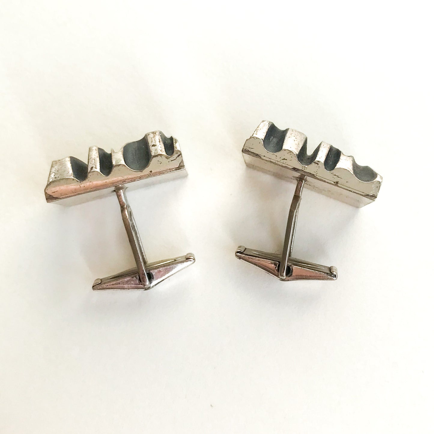 SOLD-Modernist Sculptural Cufflinks Sterling, Harold Fithian c. 1960