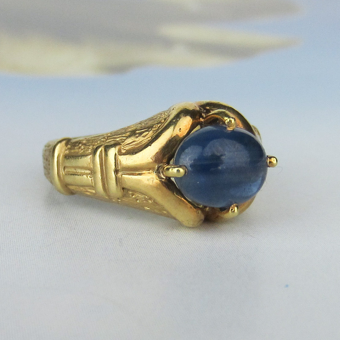 SOLD-Vintage Sapphire Cabochon Ring 18k c. 1970