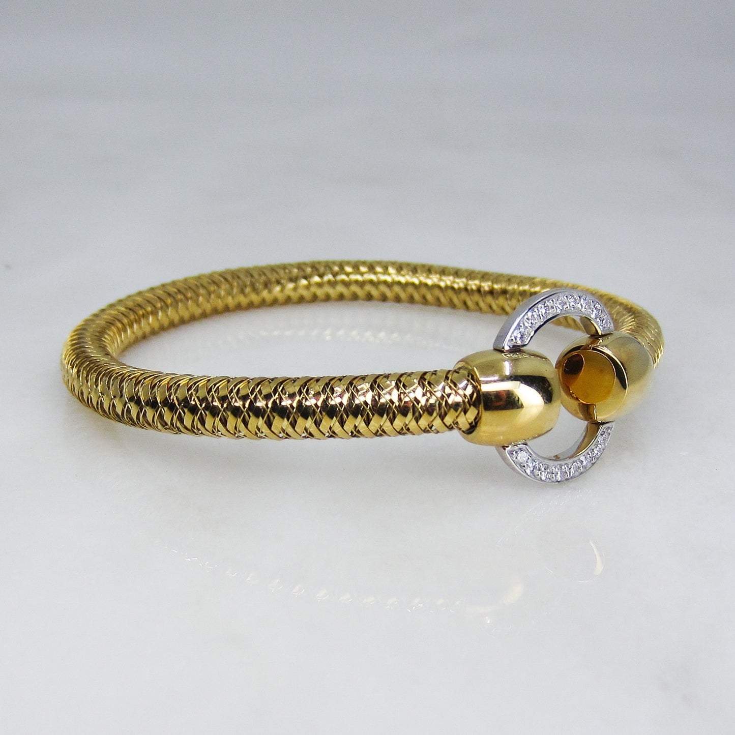 Vintage Roberto Coin Woven Diamond Bangle 18k, Italy c. 2000's