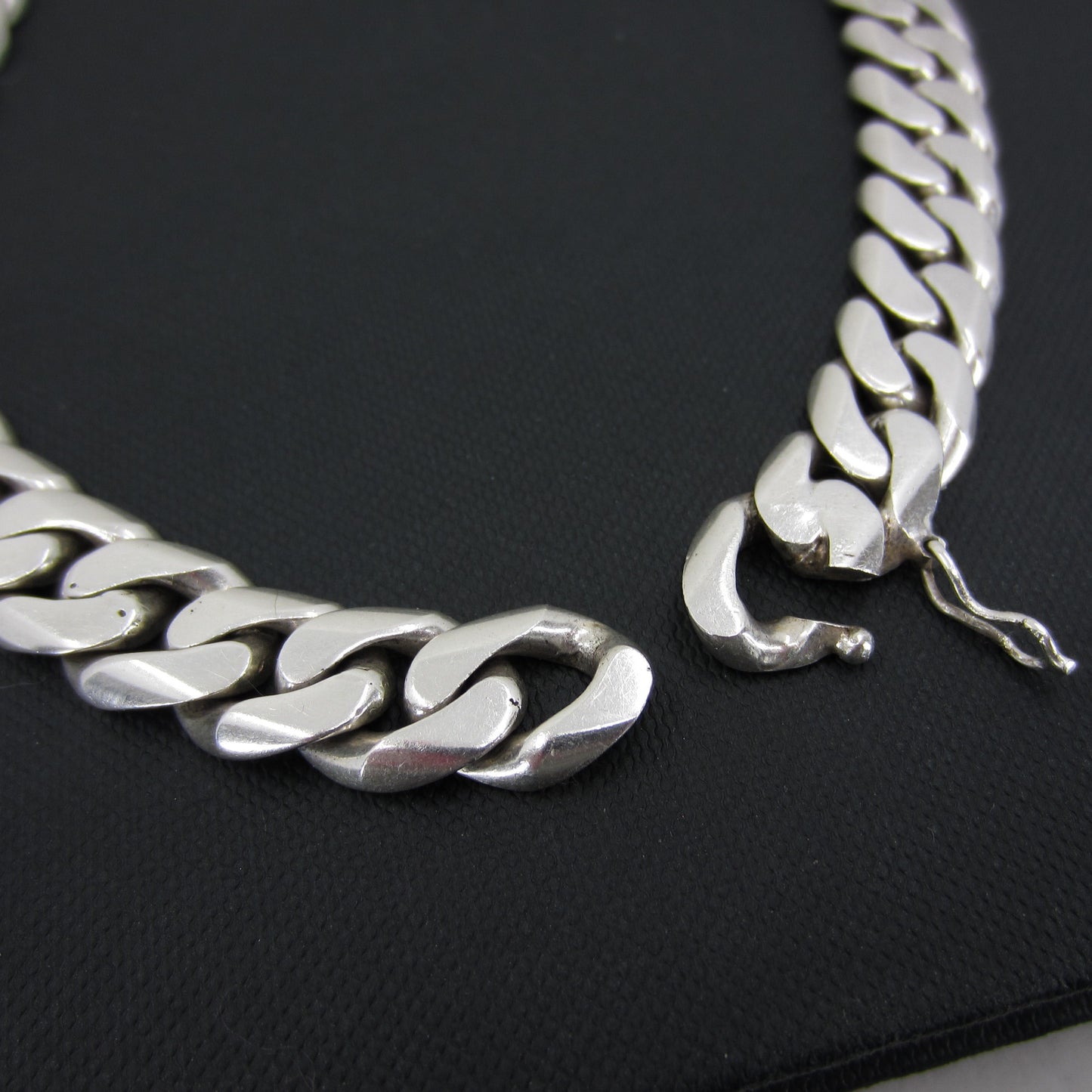 SOLD--Vintage Heavy Flat Curb Link Chain Sterling, Italy c. 1980