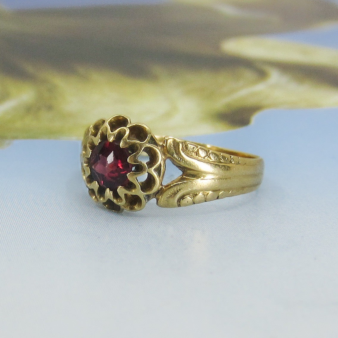 SOLD-Victorian Garnet Ring 14k c. 1880