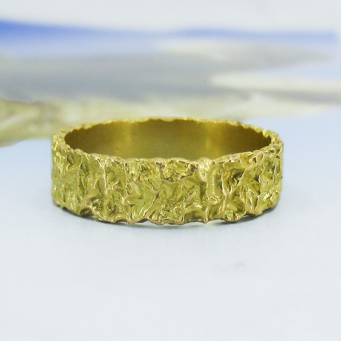 SOLD-Mid-Century 6mm Nugget Motif Band 18k Italy, size 10.25 c. 1970